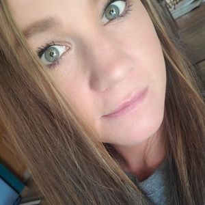 Meet your Posher, Krystal